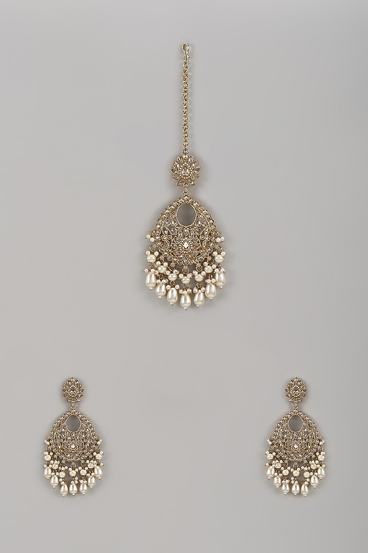 Gold Finish Pearl Chandbali Earrings With Maang Tikka by Aura Trends at Pernia's Pop Up Shop