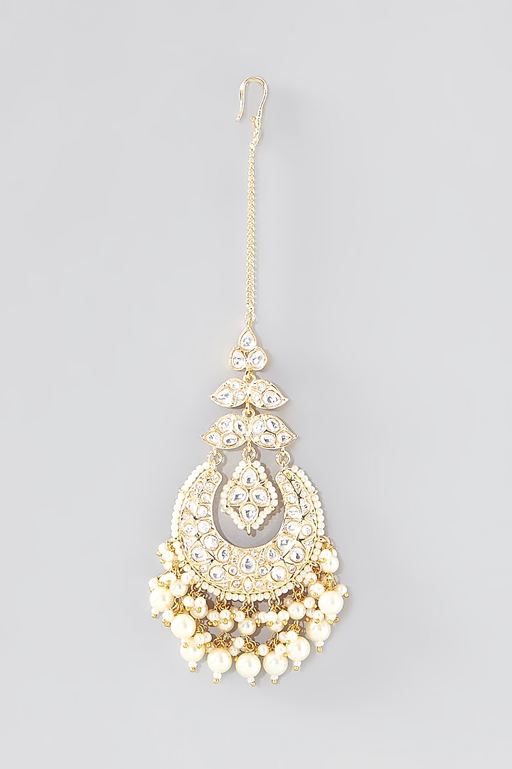 Gold Finish Kundan Polki Maangtikka by Aura Trends at Pernia's Pop Up Shop