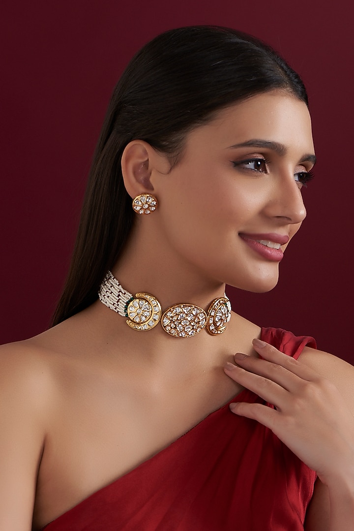 Gold Finish Kundan Polki Choker Necklace Set by Aura Trends at Pernia's Pop Up Shop
