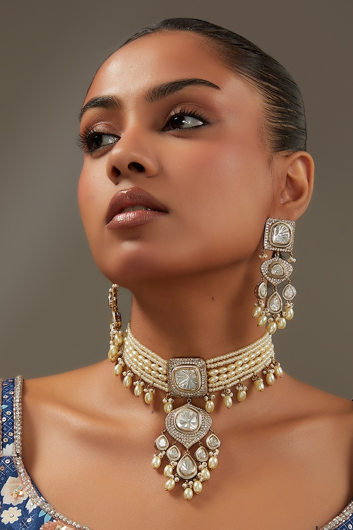 White Rhodium Finish American Diamond & Zircon Choker Necklace Set by Auraa Trends