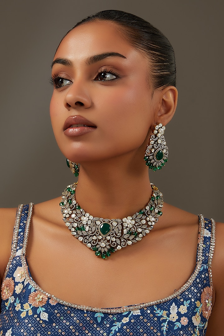 White Rhodium Finish Green Zircon Choker Necklace Set by Auraa Trends