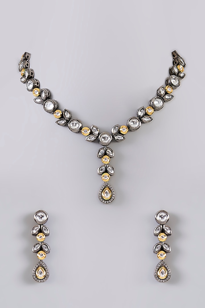Two-Tone Finish Kundan Polki Necklace Set by Aura Trends at Pernia's Pop Up Shop