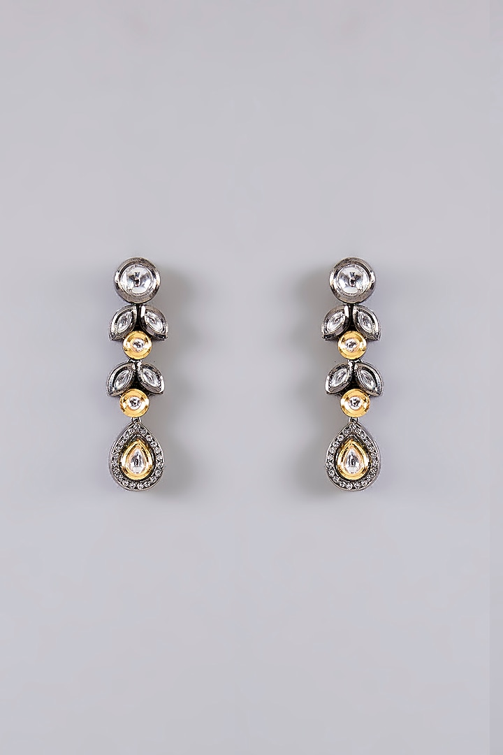 Two-Tone Finish Kundan Polki Necklace Set by Aura Trends at Pernia's Pop Up Shop