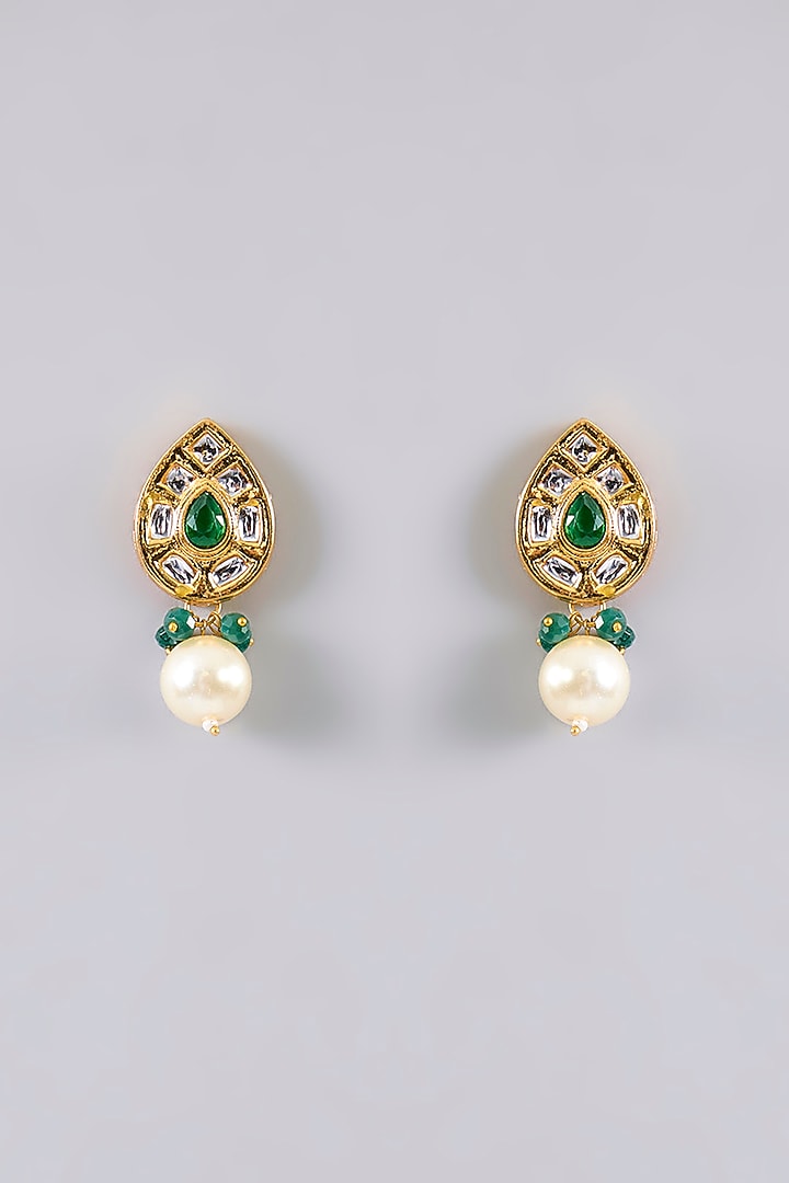 Gold Finish Kundan Polki & Green Stone Necklace Set by Aura Trends at Pernia's Pop Up Shop