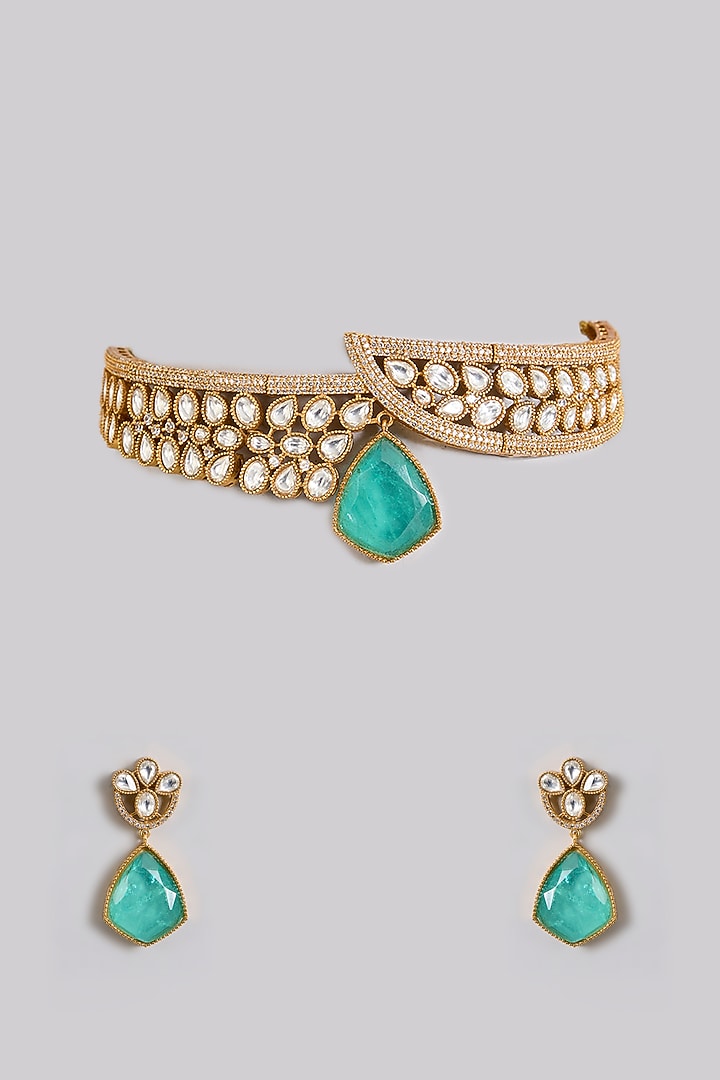 Gold Finish Kundan Polki & Emerald Stone Choker Necklace Set by Aura Trends at Pernia's Pop Up Shop