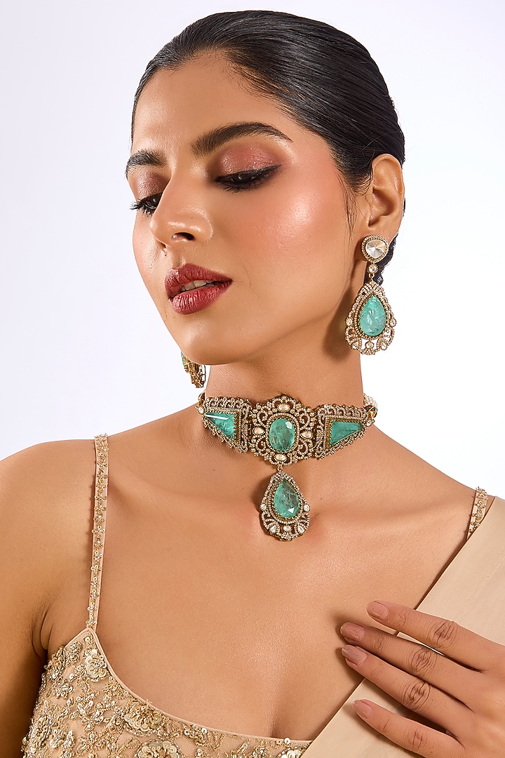 Gold Finish Kundan Polki & Emerald Green Stone Choker Necklace Set by Aura Trends at Pernia's Pop Up Shop