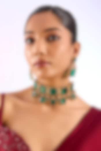 Gold Finish Kundan Polki & Emerald Green Stone Choker Necklace Set by Auraa Trends at Pernia's Pop Up Shop