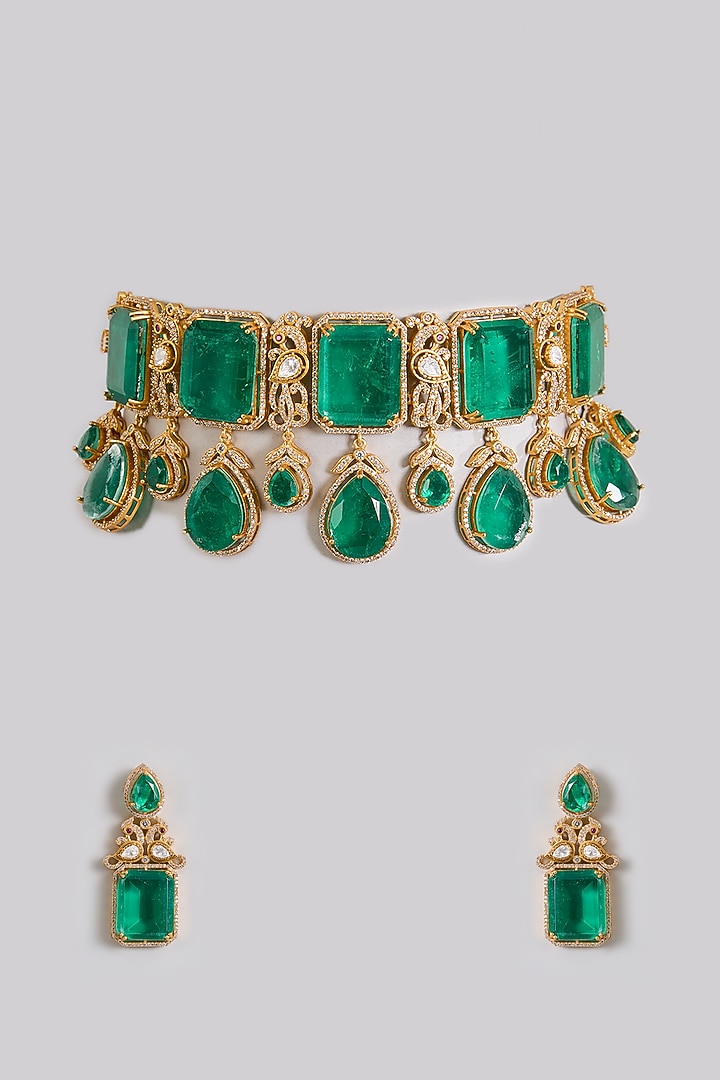 Gold Finish Kundan Polki & Emerald Green Stone Choker Necklace Set by Aura Trends at Pernia's Pop Up Shop