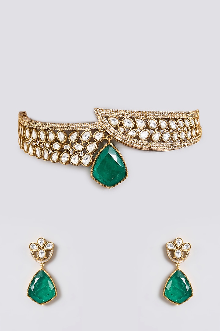 Gold Finish Kundan Polki & Emerald Stone Choker Necklace Set by Aura Trends at Pernia's Pop Up Shop