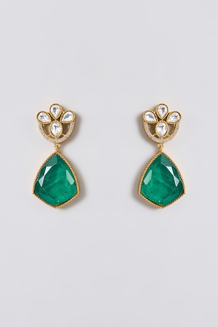 Gold Finish Kundan Polki & Emerald Stone Choker Necklace Set by Aura Trends at Pernia's Pop Up Shop