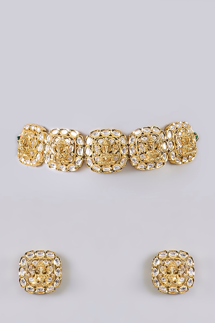 Gold Finish Kundan Polki Necklace Set by Aura Trends at Pernia's Pop Up Shop