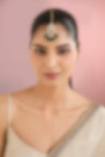 Gold Finish Green Kundan Polki Maangtikka by Auraa Trends at Pernia's Pop Up Shop