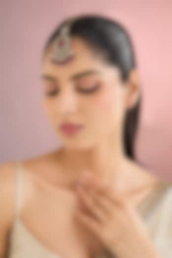Gold Finish Kundan Polki & Ruby Stone Maangtikka by Auraa Trends at Pernia's Pop Up Shop