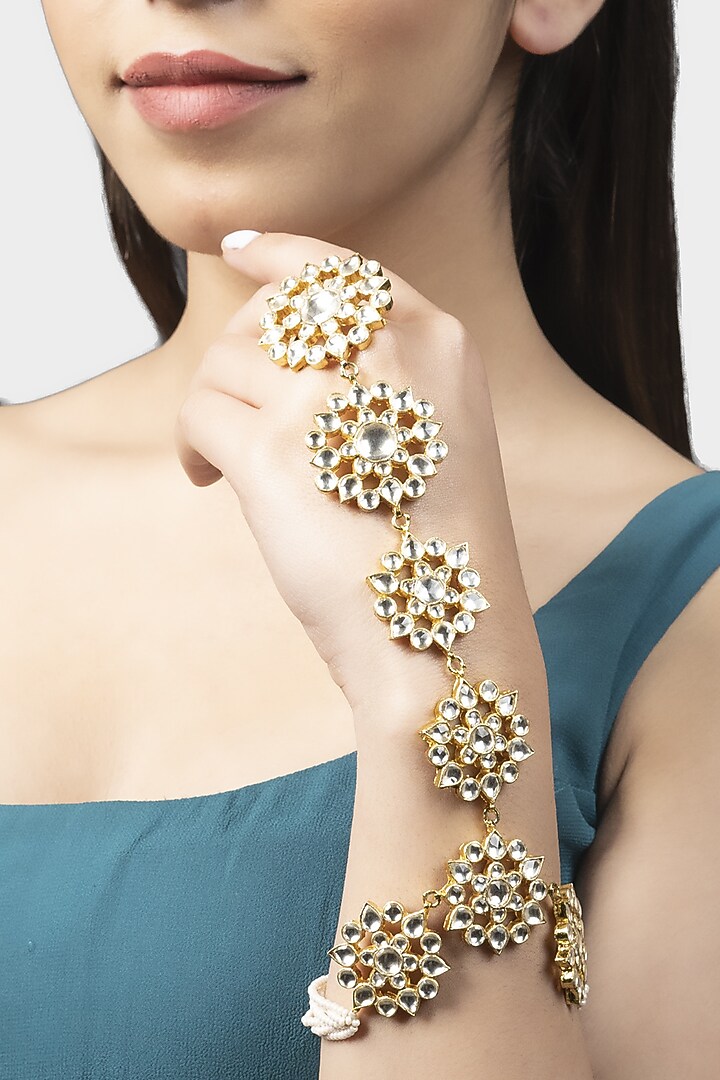 Gold Finish Kundan Polki Haathphool (Set of 2) by Auraa Trends at Pernia's Pop Up Shop