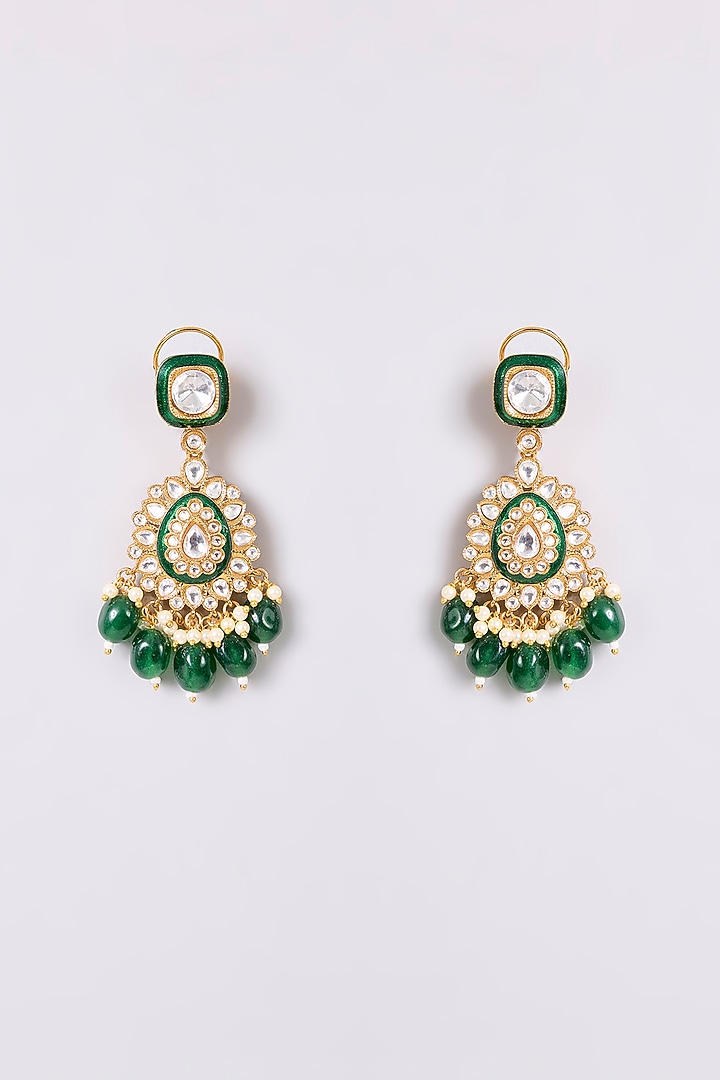 Gold Finish Kundan Polki & Green Onyx Necklace Set by Aura Trends at Pernia's Pop Up Shop