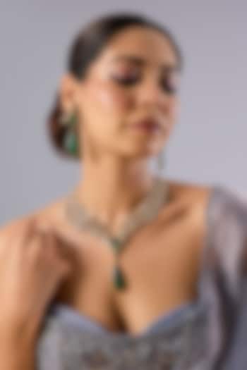 Gold Finish Kundan Polki & Green Onyx Necklace Set by Auraa Trends at Pernia's Pop Up Shop