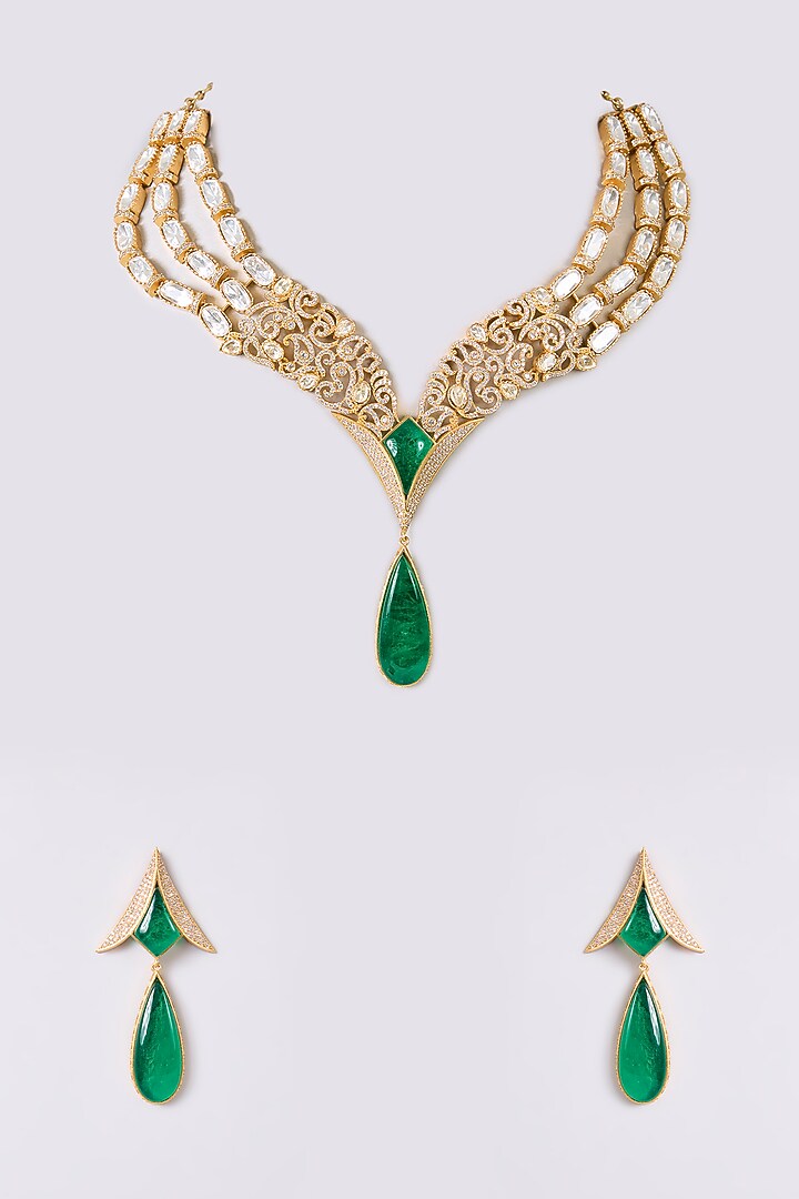 Gold Finish Kundan Polki & Green Onyx Necklace Set by Aura Trends at Pernia's Pop Up Shop