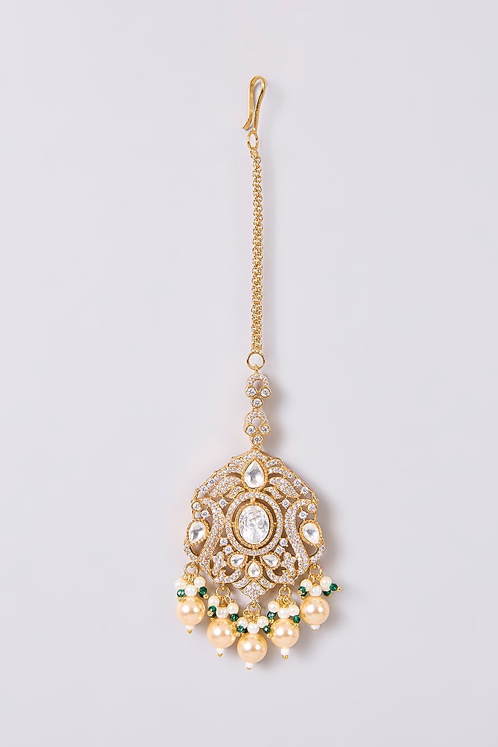 Gold Finish Kundan Polki Maangtikka by Aura Trends at Pernia's Pop Up Shop