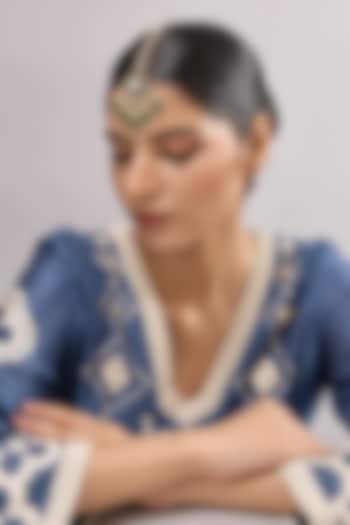 Gold Finish Kundan Polki & Green Stone Maangtikka by Auraa Trends at Pernia's Pop Up Shop