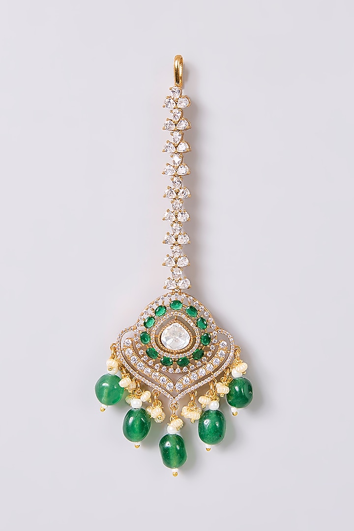 Gold Finish Kundan Polki & Green Stone Maangtikka by Aura Trends at Pernia's Pop Up Shop