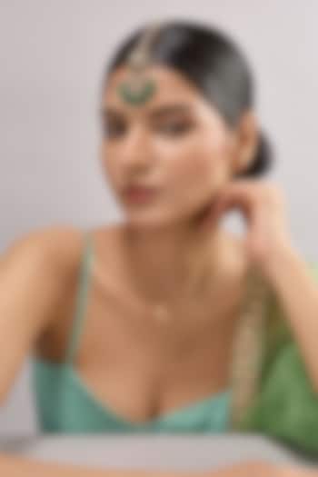 Gold Finish Kundan Polki & Green Stone Maangtikka by Auraa Trends at Pernia's Pop Up Shop