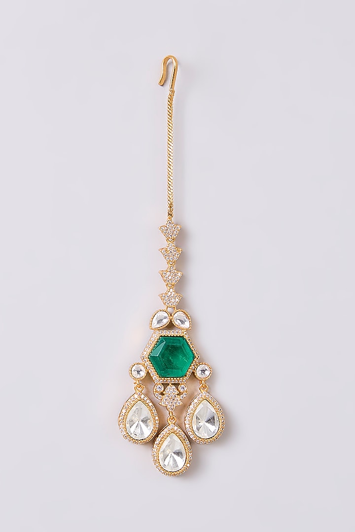 Gold Finish Kundan Polki & Green Stone Maangtikka by Aura Trends at Pernia's Pop Up Shop