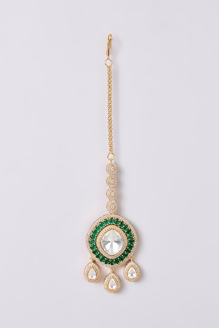 Gold Finish Kundan Polki & Green Stone Maangtikka by Aura Trends at Pernia's Pop Up Shop