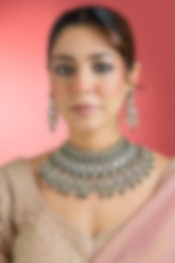 Black Rhodium Finish Kundan Polki Choker Necklace Set by Aura Trends at Pernia's Pop Up Shop