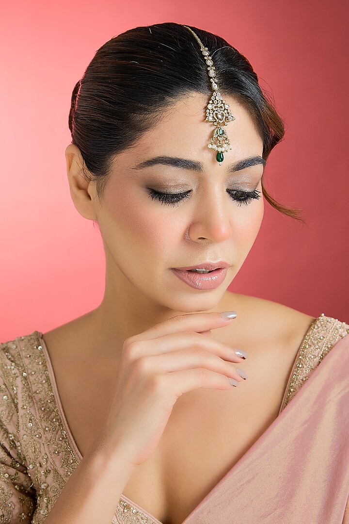 Black Rhodium Finish Green Kundan Polki Maangtikka by Aura Trends at Pernia's Pop Up Shop