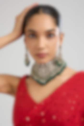 Antique Gold Finish Kundan Polki & Green Beaded Choker Necklace Set by Aura Trends at Pernia's Pop Up Shop
