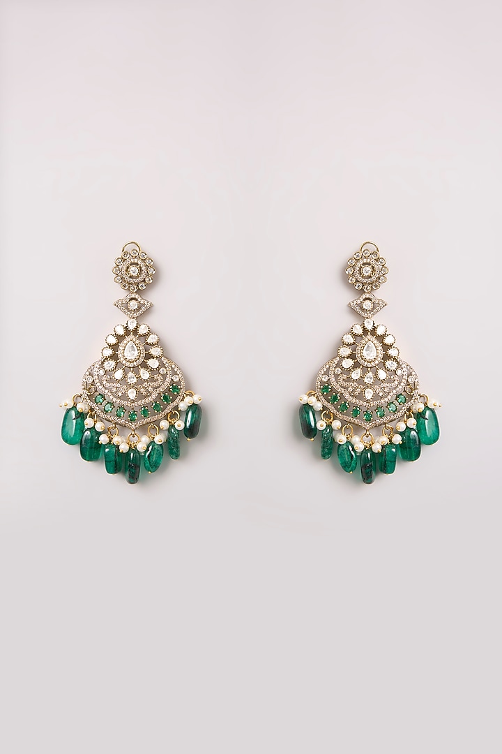 Antique Gold Finish Kundan Polki & Green Beaded Choker Necklace Set by Aura Trends at Pernia's Pop Up Shop