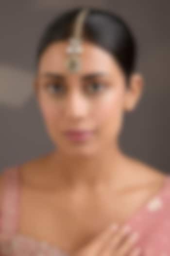 Gold Finish Green Stone & Kundan Polki Floral Maangtikka by Aura Trends at Pernia's Pop Up Shop