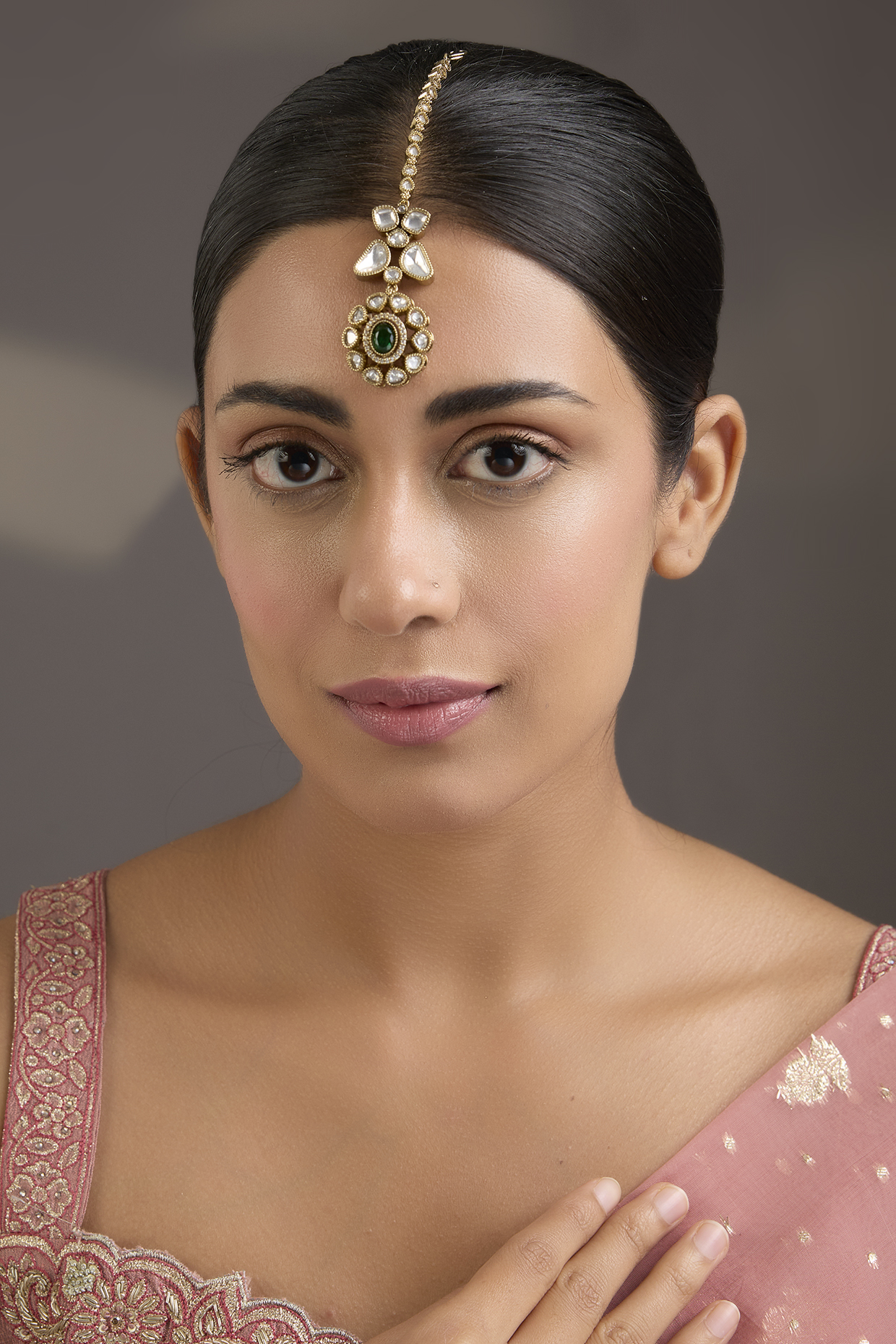 Gold Finish Green Stone & Kundan Polki Floral Maangtikka by Aura Trends