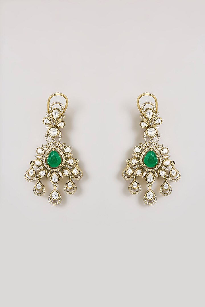 Gold Finish Kundan Polki & Emerald Green Stone Floral Motif Necklace Set by Aura Trends at Pernia's Pop Up Shop