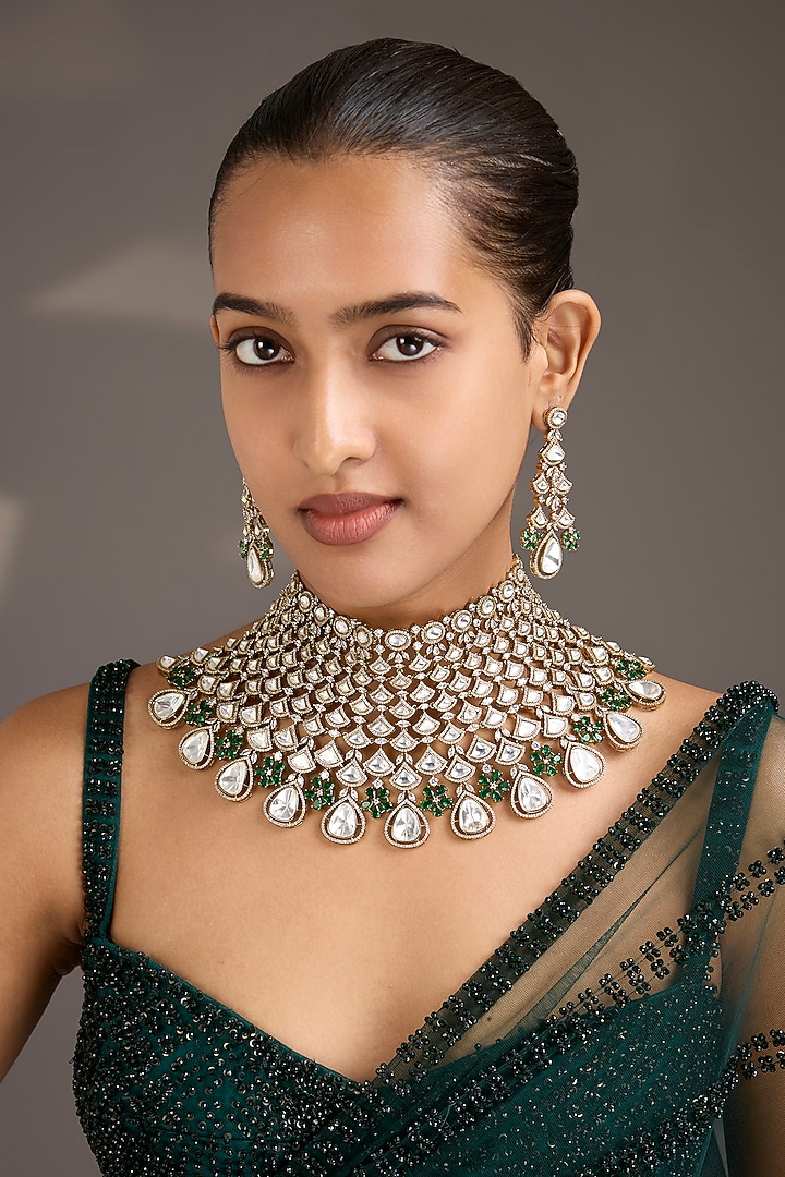 Gold Finish Kundan Polki & Emerald Green Stone Fan-Shaped Necklace Set by Aura Trends at Pernia's Pop Up Shop