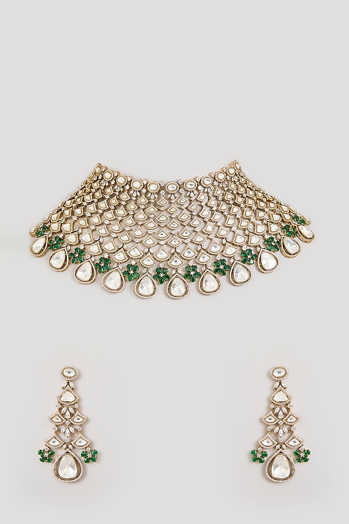 Gold Finish Kundan Polki & Emerald Green Stone Fan-Shaped Necklace Set by Aura Trends at Pernia's Pop Up Shop