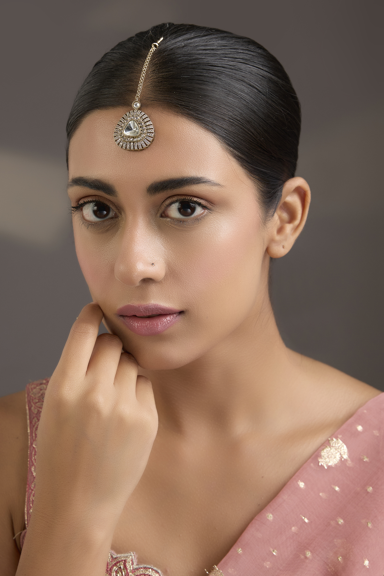 Gold Finish Kundan Polki & Triangle-Cut Stone Maangtikka by Aura Trends
