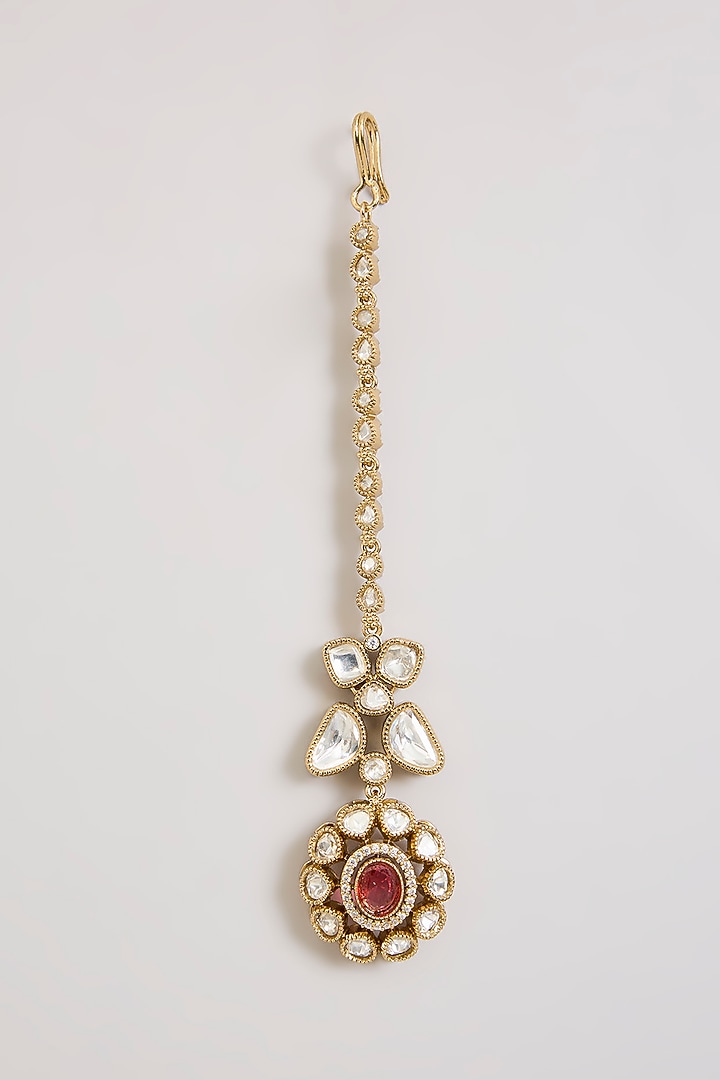 Gold Finish Kundan Polki & Maroon Stone Floral Maangtikka by Aura Trends at Pernia's Pop Up Shop
