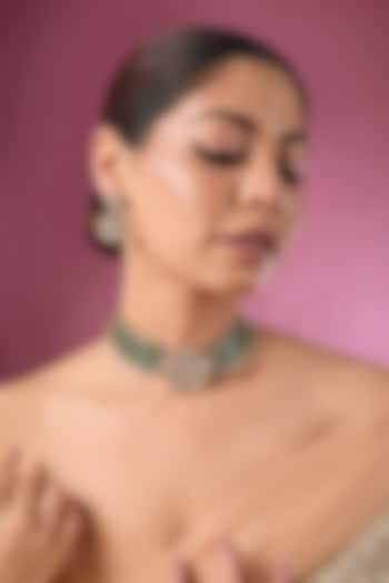 Antique Gold Floral Kundan Polki & Emerald Green Crystal Choker Necklace Set by Auraa Trends at Pernia's Pop Up Shop