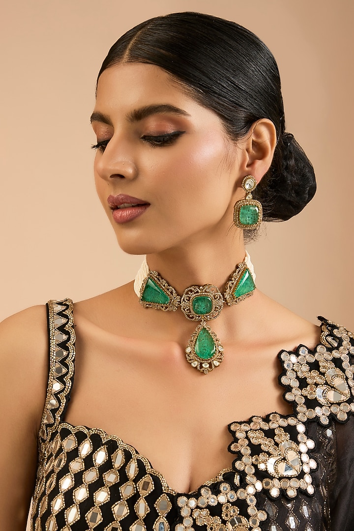 Two Tone Finish Kundan Polki & Beaded Necklace Set by Aura Trends at Pernia's Pop Up Shop