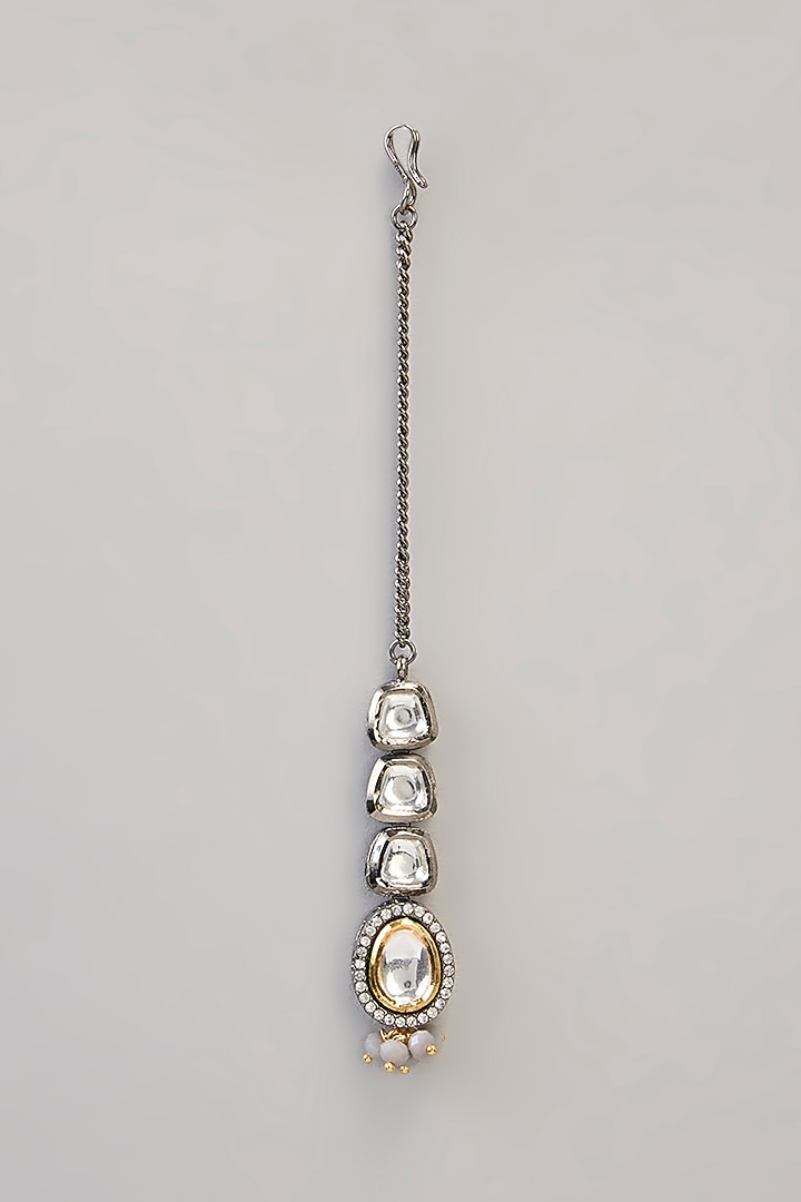 Gold Finish Kundan Polki & Grey Beaded Handcrafted Necklace Set by Aura Trends at Pernia's Pop Up Shop