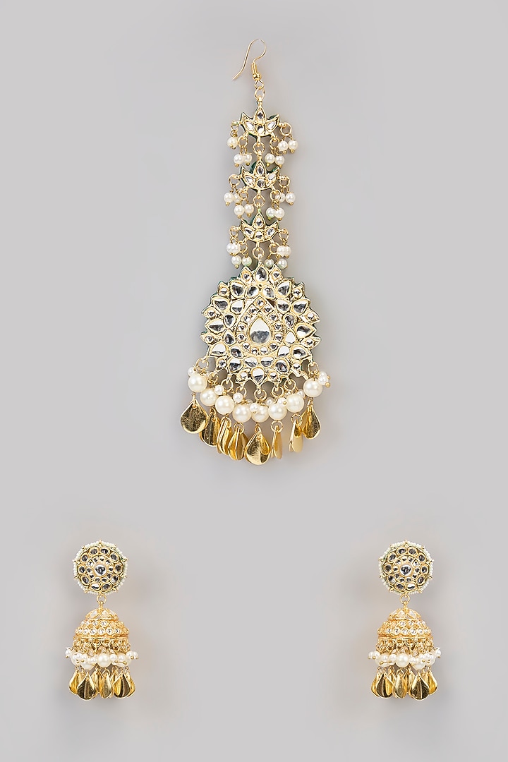 Gold Finish Kundan Polki & White Stone Dangler Earrings With Maangtikka by Aura Trends at Pernia's Pop Up Shop