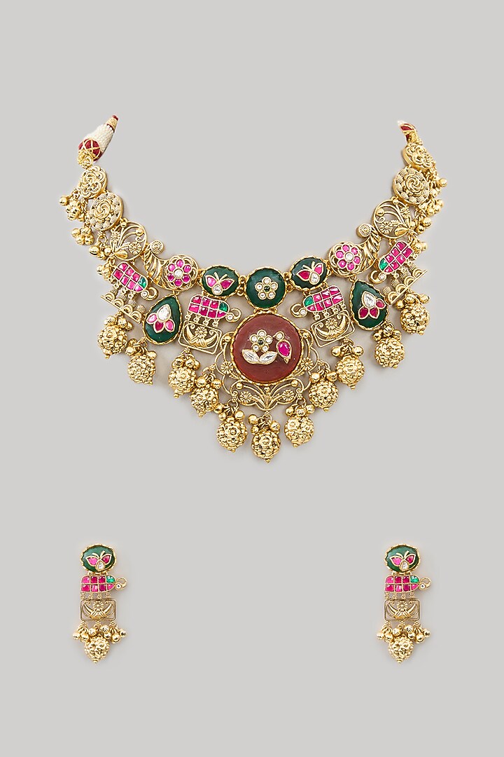 Gold Finish Kundan Polki & Beaded Necklace Set by Aura Trends at Pernia's Pop Up Shop