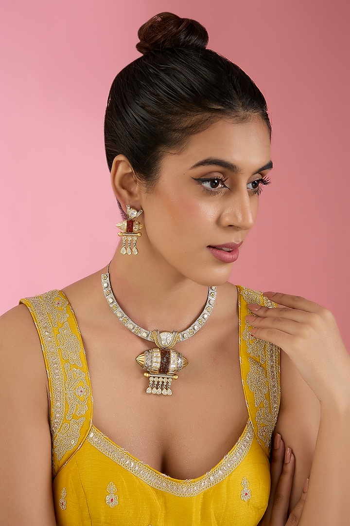 Two Tone Finish Kundan Polki & Beaded Necklace Set by Aura Trends at Pernia's Pop Up Shop