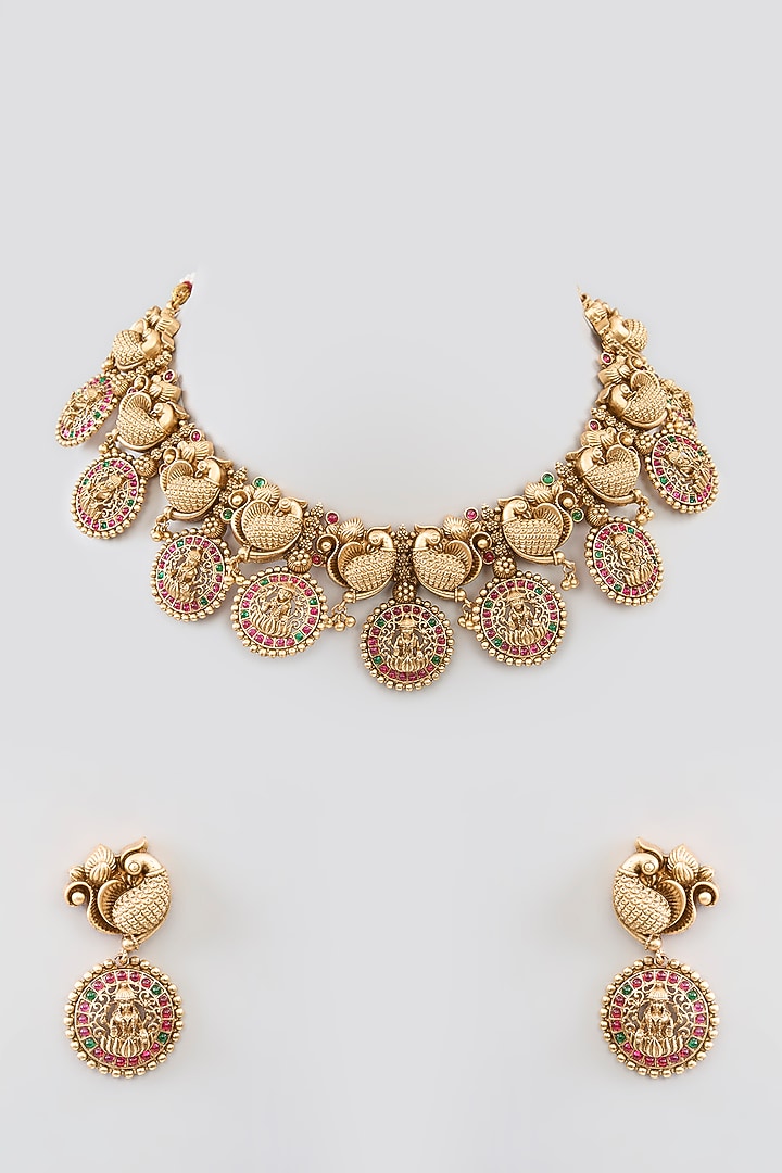 Gold Finish Kundan Polki & Beaded Necklace Set by Aura Trends at Pernia's Pop Up Shop