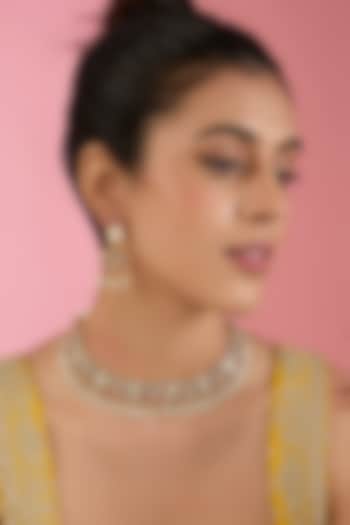 Gold Finish Kundan Polki & Beaded Necklace Set by Auraa Trends at Pernia's Pop Up Shop