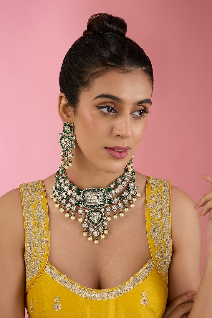 Gold Finish Kundan Polki & Beaded Necklace Set by Aura Trends at Pernia's Pop Up Shop