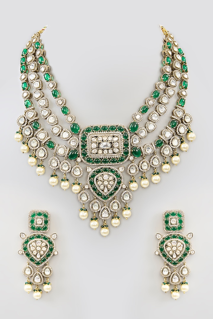 Gold Finish Kundan Polki & Beaded Necklace Set by Aura Trends at Pernia's Pop Up Shop