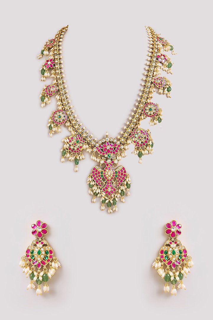 Gold Finish Kundan Polki & Pearl Beaded Necklace Set by Aura Trends at Pernia's Pop Up Shop