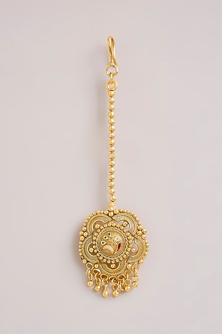 Gold Finish Kundan Polki & Pearl Beaded Maangtikka by Aura Trends at Pernia's Pop Up Shop